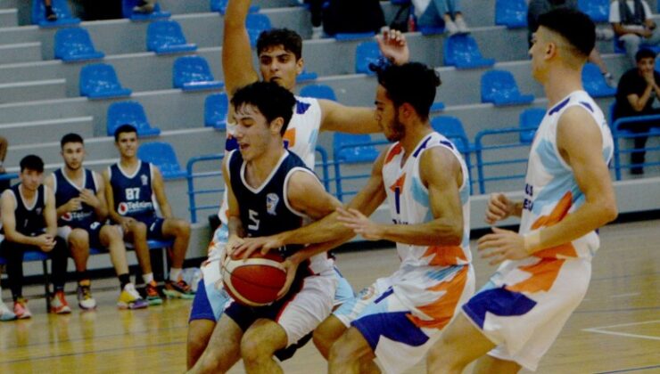 Haftanın kapanış mücadelesinde kazanan GAÜ oldu. 69-61