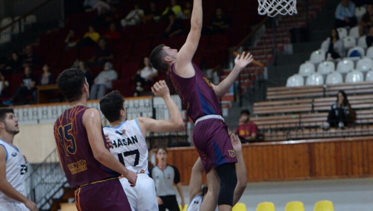 Yakın Doğu farklı galip: 92-29