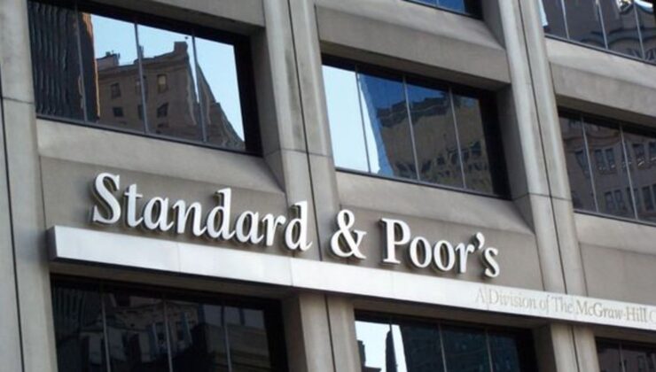 S&P, Türkiye’nin kredi notunu düşürdü