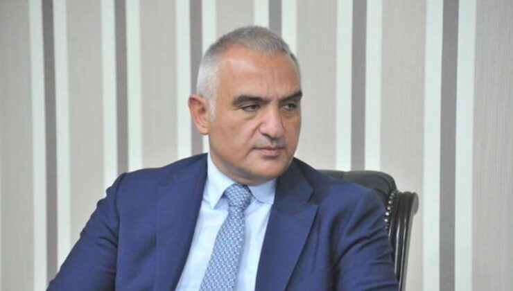 Bakan Ersoy: Yıl sonu hedefimiz 50 milyon turist, 44 milyar dolar gelir