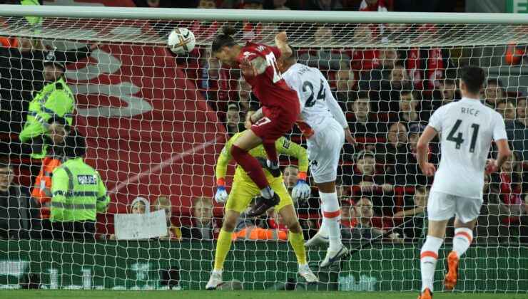 Lıverpool – Manchester Unıted galip