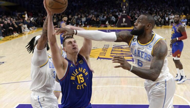 Lakers’ın ilk galibiyeti