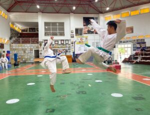 Taekwondoda zor hareketler müsabakaları