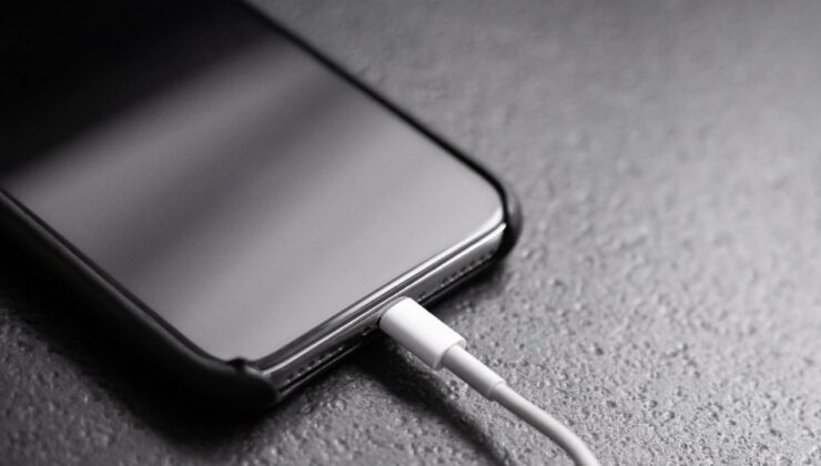 Apple doğruladı! Type-C girişli iPhone geliyor