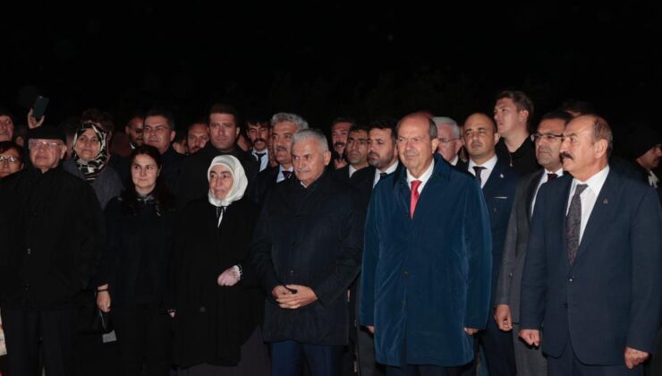 “Türkiye Cumhuriyeti Cumhurbaşkanı Erdoğan, hep ‘Kıbrıs’ta eğer adil, kalıcı ve sürdürülebilir bir çözüm olacaksa egemen eşitlik temelinde olması gerekmektedir’ demiştir. Bu siyaseti sonuna kadar götürmenin kararlılığı içerisindeyiz”