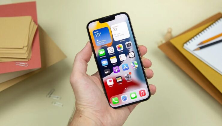iPhone 14 sınıfı geçemedi! İşte en iyi pile sahip akıllı telefonlar