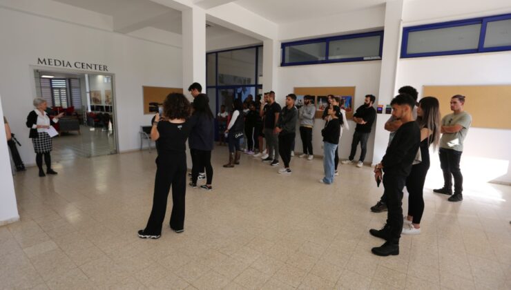 LAÜ İletişim Fakültesi yeni öğrencilerine “İletişim’deyiz…” adlı etkinlik düzenlendi….