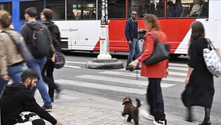Fransa’da yoksulluk artırıyor