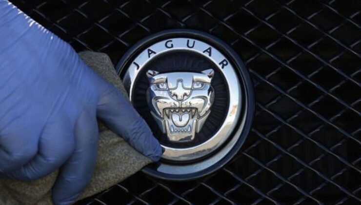 Jaguar Land Rover, Meta ve Twitter çalışanlarının peşinde