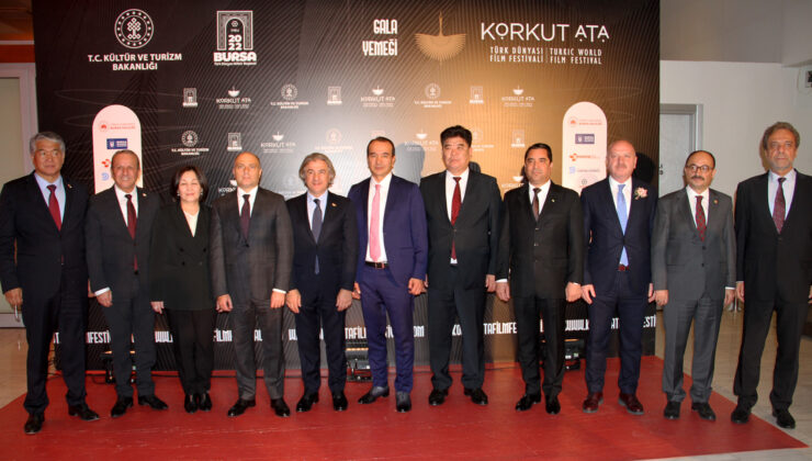 Bakan Ataoğlu, TÜRKSOY’un düzenlediği, Korkut Ata” Türk Dünyası Film Festivali Gala yemeğine katıldı