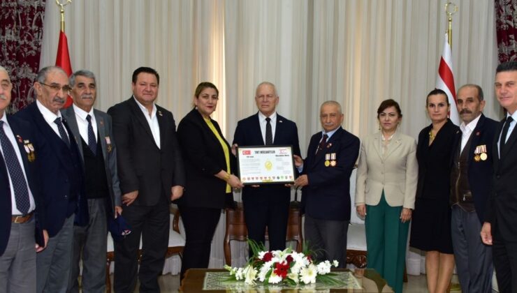 Cumhuriyet Meclisi Başkanı Töre, Mardin’den gelen gaziler heyetini kabul etti