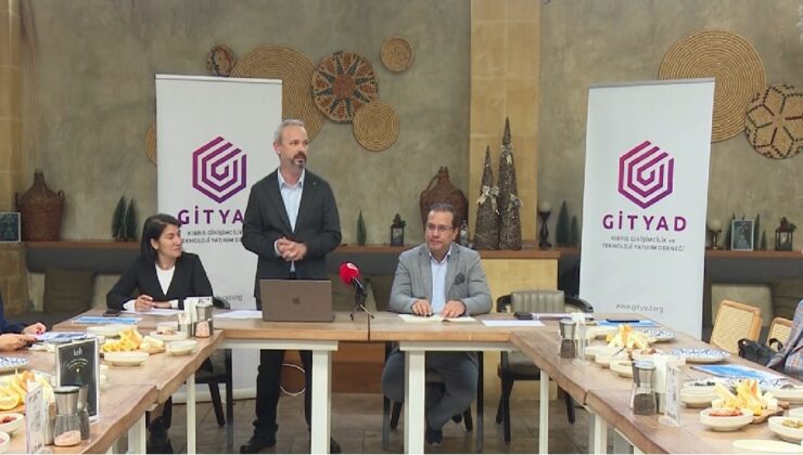 “Kuzey Kıbrıs’ın Dijital Dönüşümü Fintek Zirvesi”ne ilişkin toplantı düzenlendi