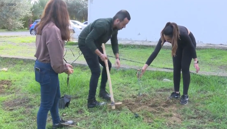 “Her Öğrenci Bir Fidan Projesi”  kapsamında fidan dikimi etkinliği gerçekleştirildi