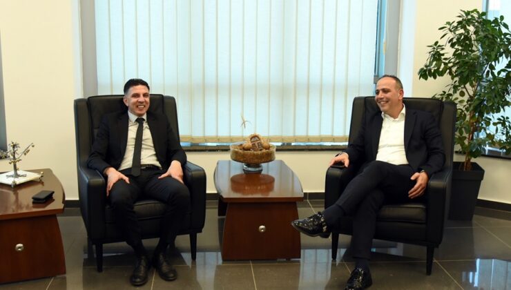 Lefkoşa Türk Belediyesi Başkanı Harmancı, Gönyeli-Alayköy Belediyesi Başkanı Amcaoğlu ile görüştü