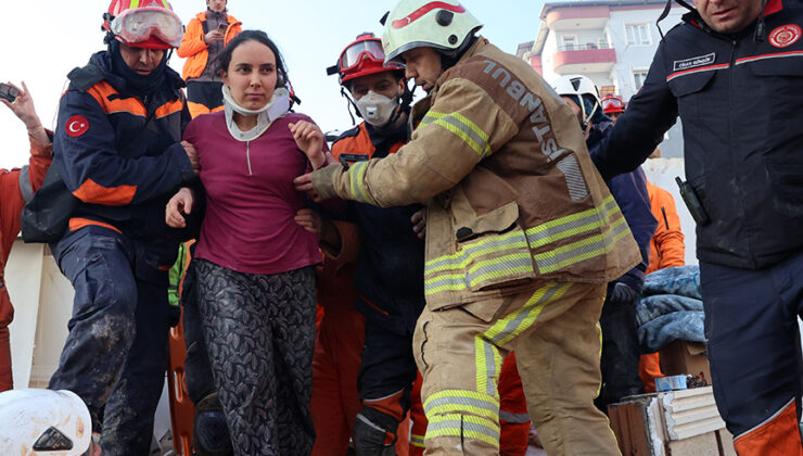 Hatay’da anne ve 6 aylık bebeği depremden 29 saat sonra enkazdan sağ çıkarıldı