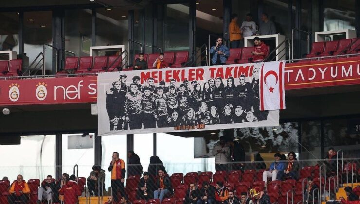 Galatasaray’dan “Şampiyon Melekler” pankartı