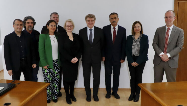Avrupa Komisyonu Reform Müdürlüğü Genel Direktörü Nava, Süleyman Uluçay’a taziye ziyaretinde bulundu
