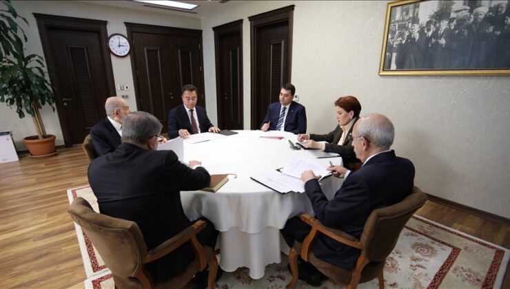 İyi Parti Genel Başkanı Meral Akşener 6’lı Masa’ya geri döndü