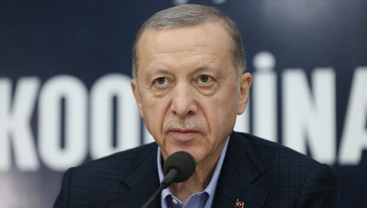 Erdoğan, deprem bölgesinde kendisine yönelik hakaretler nedeniyle açılan soruşturmalarda şikayetinden vazgeçti
