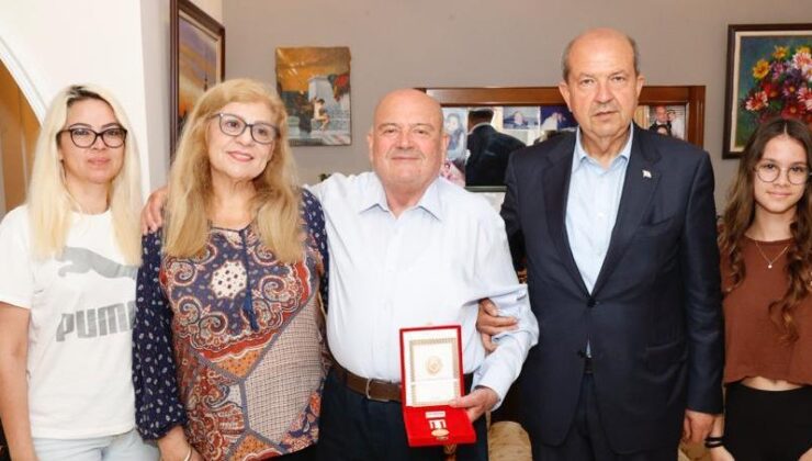 Cumhurbaşkanı Tatar, Dr. Hüdaverdi’ye milli mücadele madalyası takdim etti