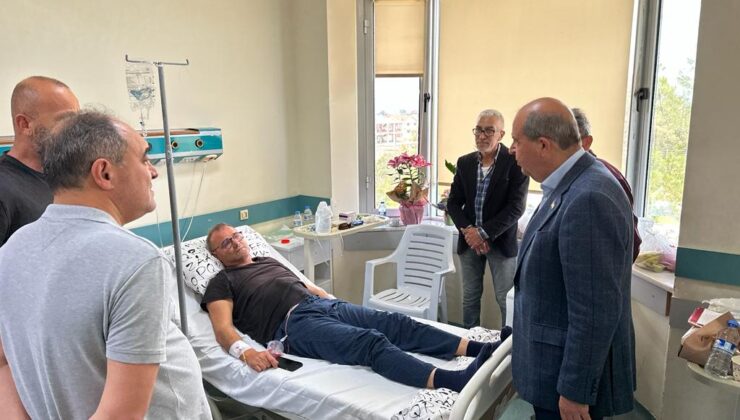 Cumhurbaşkanı Tatar, dün saldırıya uğrayan doktor Sadrettin Tuğcu’yu hastanede ziyaret etti