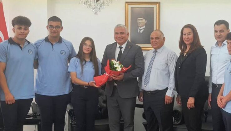 AML Öğrencileri Sivil Savunma Teşkilatı Başkanı Atilla Karaca ’yı ziyaret etti