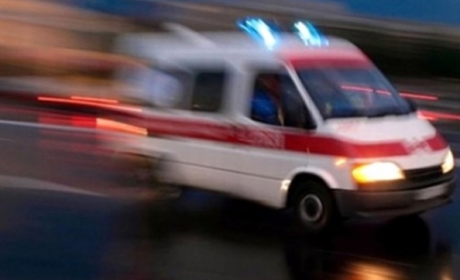Girne’de dengesini kaybederek düşen iki kişi ağır yaralandı