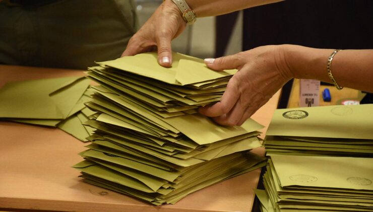 Türkiye’deki Cumhurbaşkanlığı seçimlerinin ikinci turu için seçmenler KKTC’de 20-24 Mayıs tarihleri arasında oy kullanılabilecek