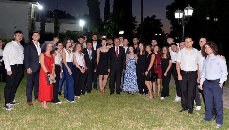 Cumhurbaşkanı Ersin Tatar, gençlik buluşması etkinliğine katıldı