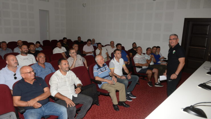 KTSYD’de “Futbolda Değişen Oyun Kuralları” semineri yapıldı