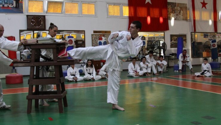 Taekwondocular “Zafer Kupası”nda yarıştı
