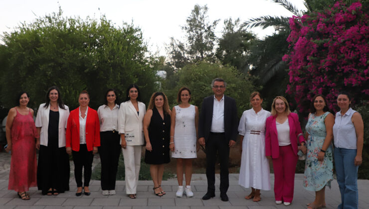 CTP Genel Başkanı Erhürman İKD’yi ziyaret etti