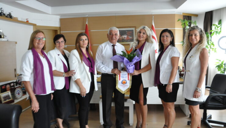 Güzelyurt Belediye Başkanı Özçınar Güzelyurt Yeşilada Lions Kulübü yönetimini kabul etti