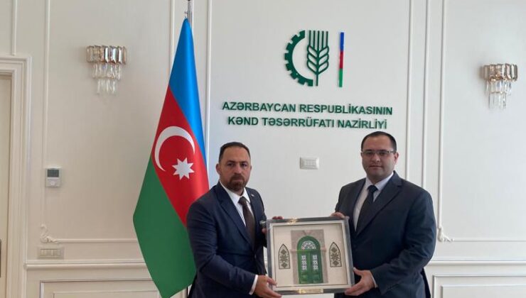 Tarım ve Doğal Kaynaklar Bakanı Çavuş, Azerbaycan Tarım Bakanı Mammadov ile görüştü