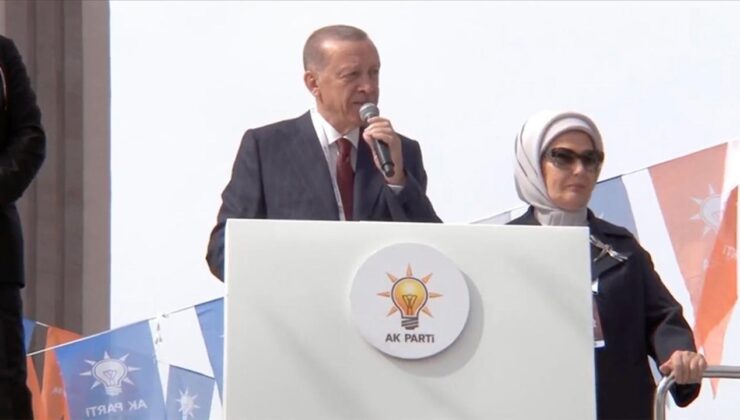 AK Parti’nin 4’üncü Olağanüstü Kongresi yapılıyor…Erdoğan: Türkiye’yi hedefleriyle buluşturmakta kararlıyız