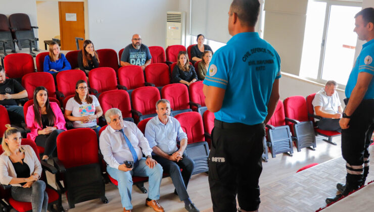 Sivil Savunma Teşkilat Başkanlığı Gazimağusa Belediyesi’nde yangın ve deprem eğitim tatbikatı yaptı