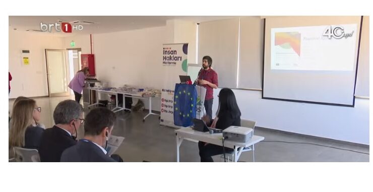 İnsan Hakları Platformu Derneği, “Zor Zamanlarda İnsan Hakları” konulu çalıştay düzenledi
