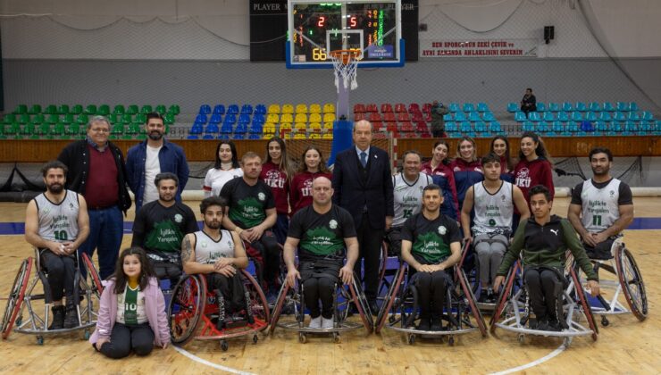 Cumhurbaşkanı Tatar, Türkiye Tekerlekli Sandalye Basketbol Süper Lig karşılaşmasını izledi