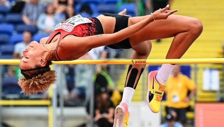 KKTC’li atlet Buse Savaşkan, kadınlar yüksek atlamada 12 yıl sonra Türkiye’yi olimpiyatlara taşımak istiyor