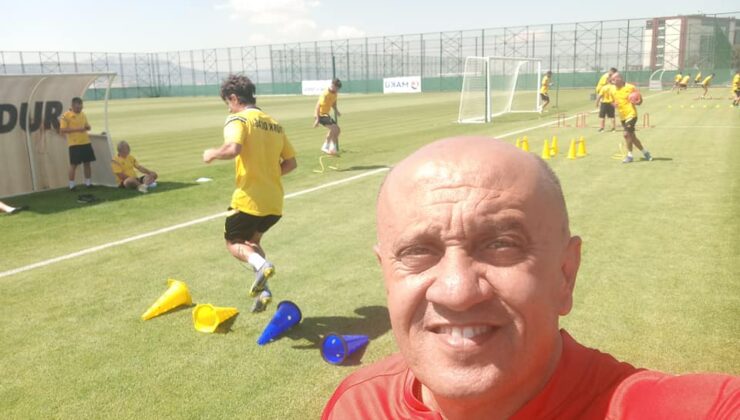 AKSA Süper Lig’de zor günler geçiren Türk Ocağı’nda, divan kurulu Teknik Direktör Ahmet Dedekorkut ile anlaşmaya vardı