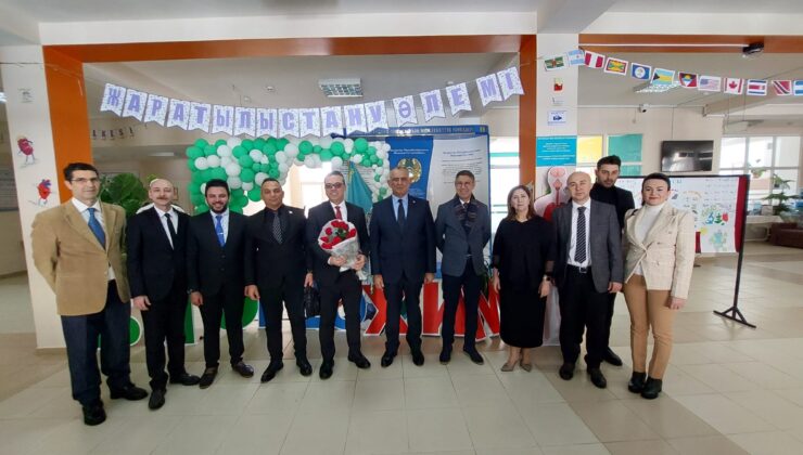 Çavuşoğlu, Kazakistan’da temaslarda bulundu