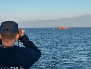 Marmara Denizi’nde batan geminin mürettebatını arama çalışmaları 10. gününde devam ediyor