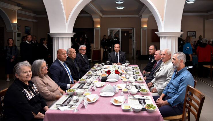 Emekli Sivil Savunma personeline Cumhurbaşkanı Tatar’ın katılımıyla yemek düzenlendi