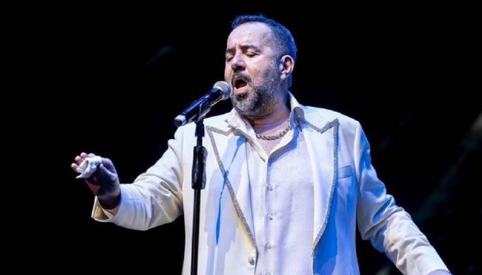 Ata Demirer kardeşi Cenk Demirer’le pozunu paylaştı! “Çok benziyorlar”