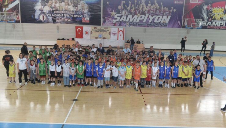 Organizasyonda, 200 minik sporcu mücadele etti