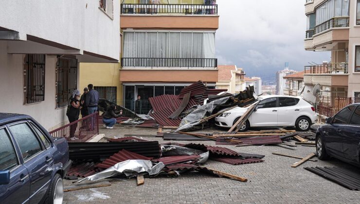 Ankara’yı sağanak ve fırtına vurdu: Çatılar uçtu, ağaçlar devrildi