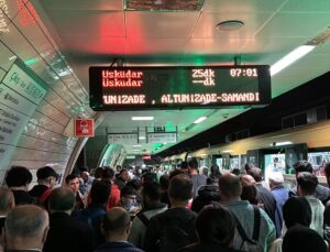 Üsküdar-Samandıra Metro Hattı’ndaki arıza sürüyor