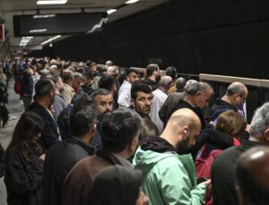 Üsküdar-Samandıra Metro Hattı’ndaki arıza devam ediyor