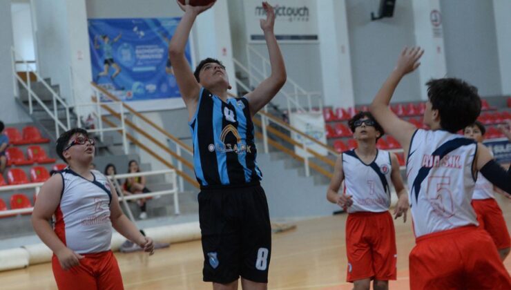 U16 ve U14 erkeklerde Akdeniz galip