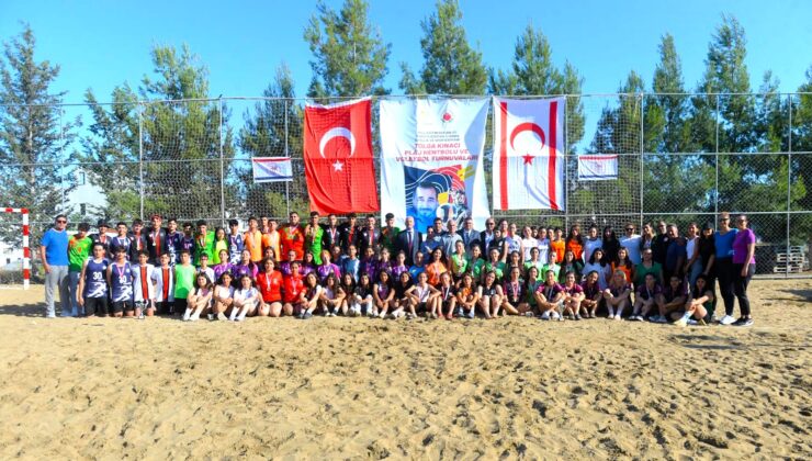 Hentbolcular, Tolga Kınacı anısına oynadı